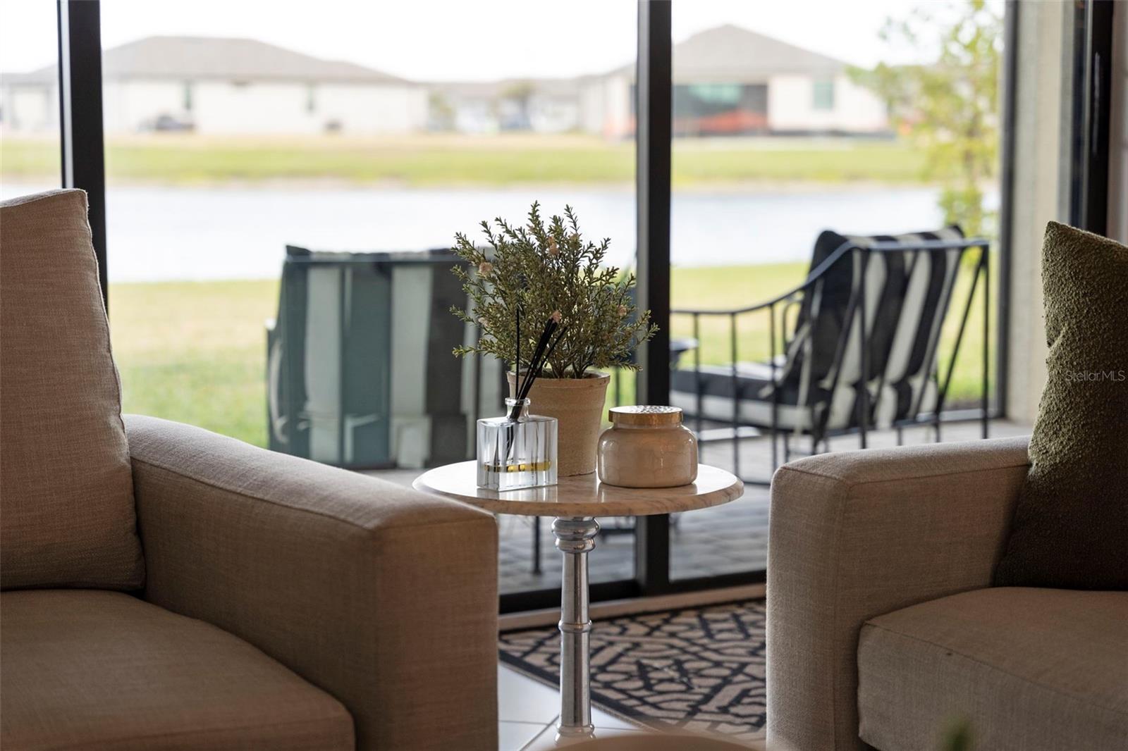 Image 18 of 45 For 1889 Saddlewood Circle