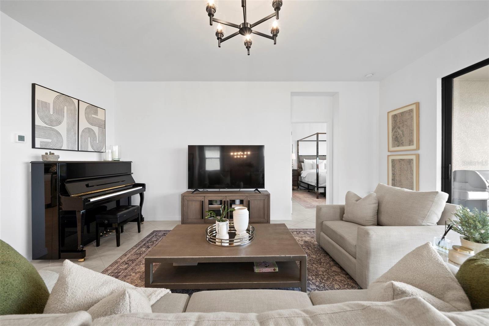 Image 21 of 45 For 1889 Saddlewood Circle