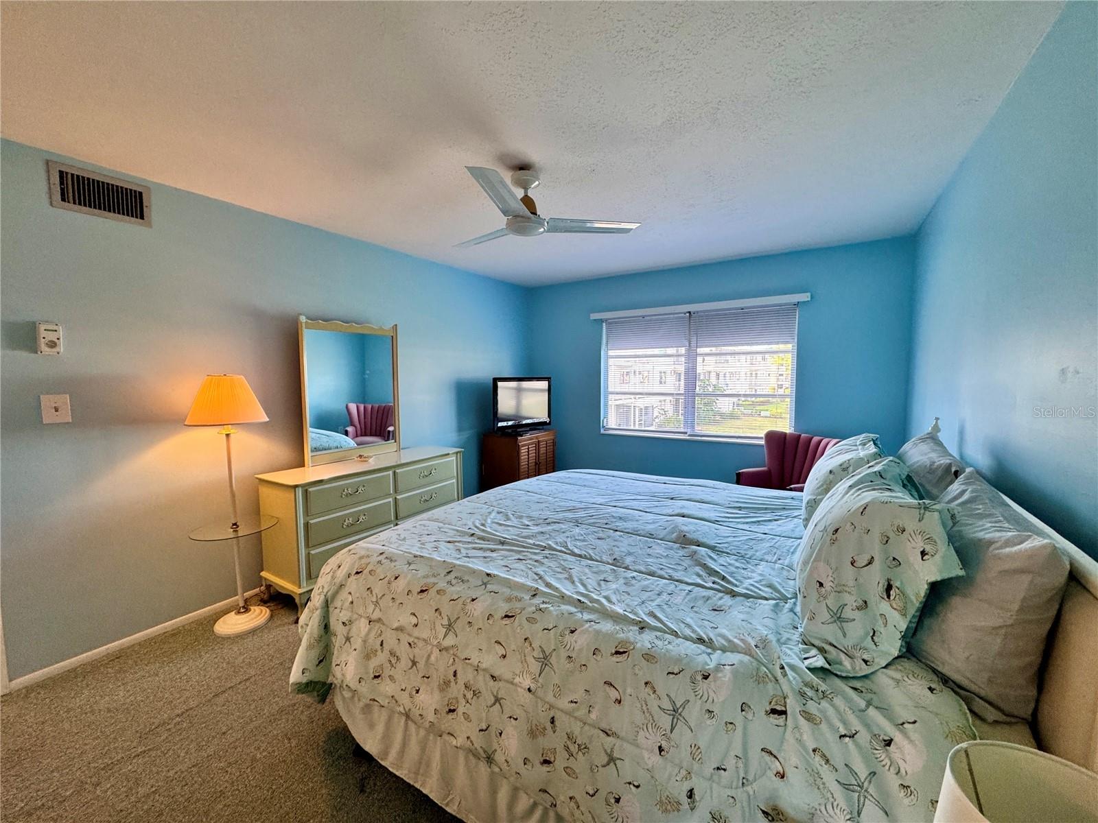 Image 20 of 38 For 5906 Garden Lane A22