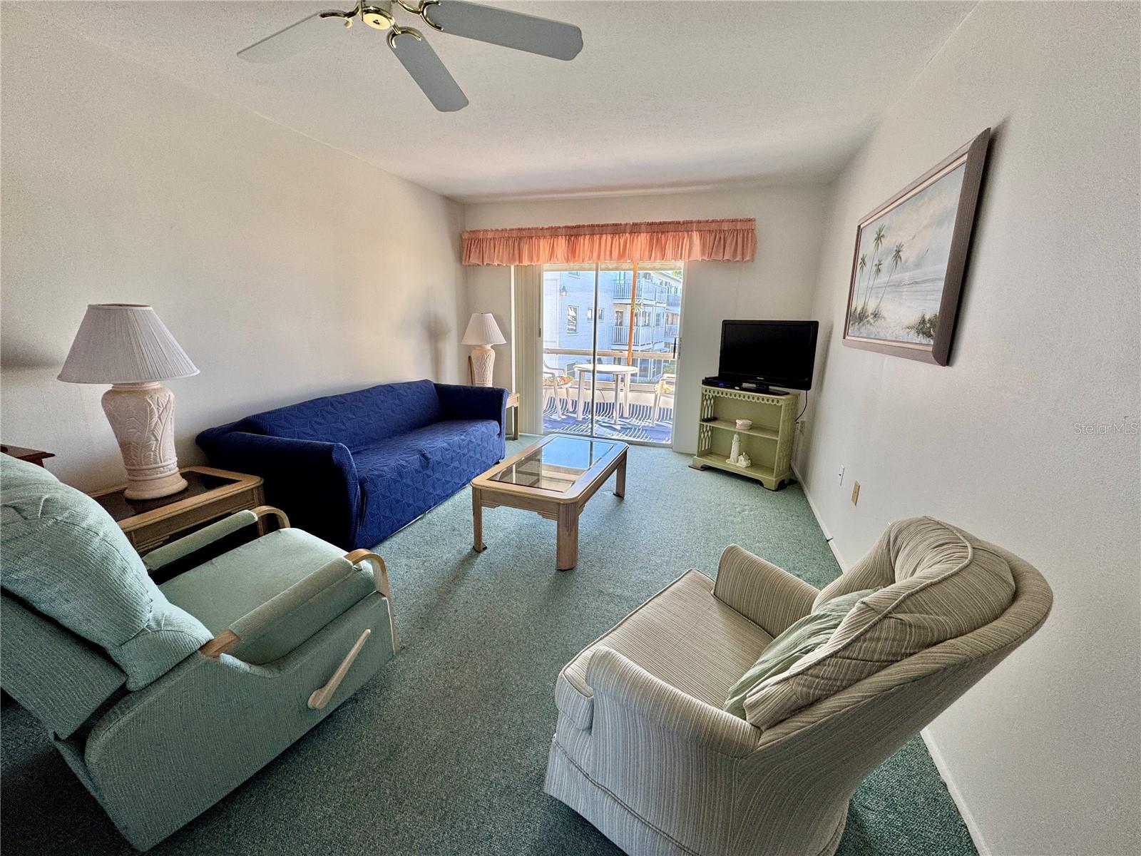 Image 9 of 38 For 5906 Garden Lane A22