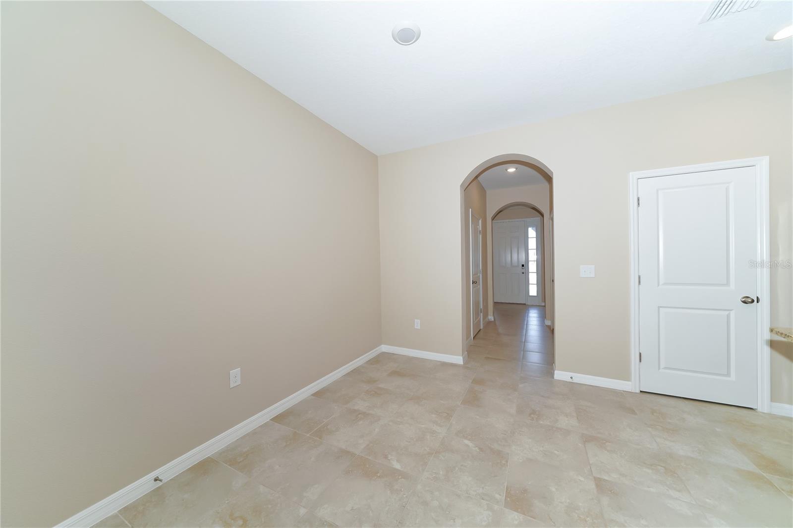 Image 14 of 37 For 2495 Midnight Pearl Drive