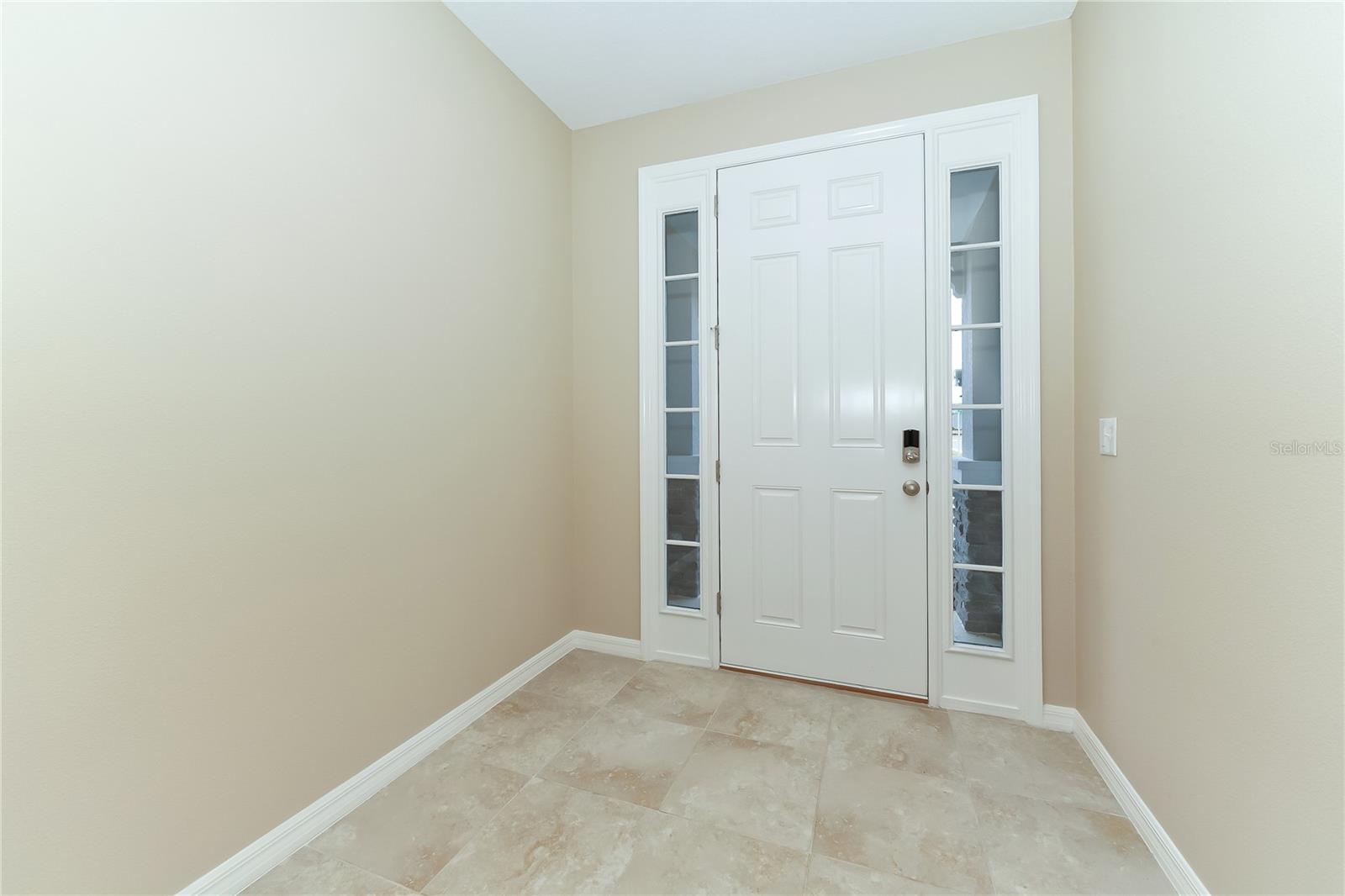 Image 15 of 37 For 2495 Midnight Pearl Drive