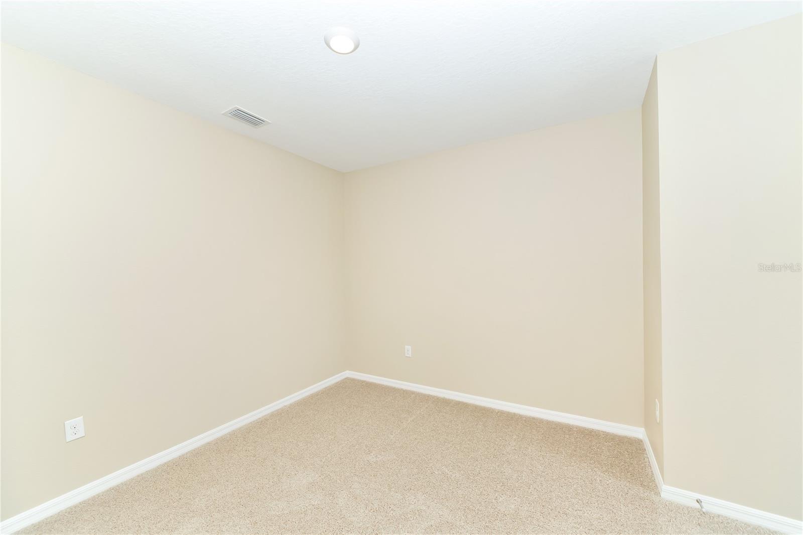 Image 24 of 37 For 2495 Midnight Pearl Drive