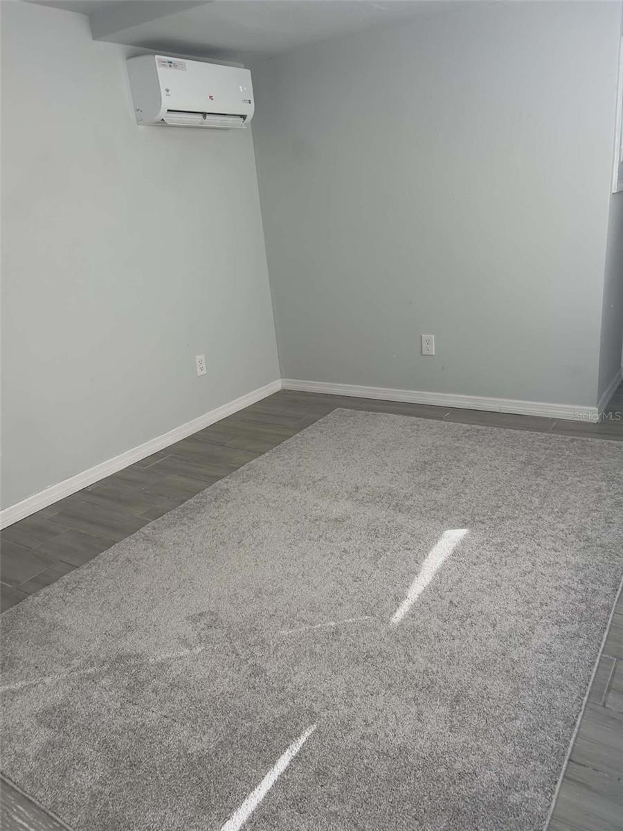 Image 3 of 6 For 1106 50th Avenue Drive W