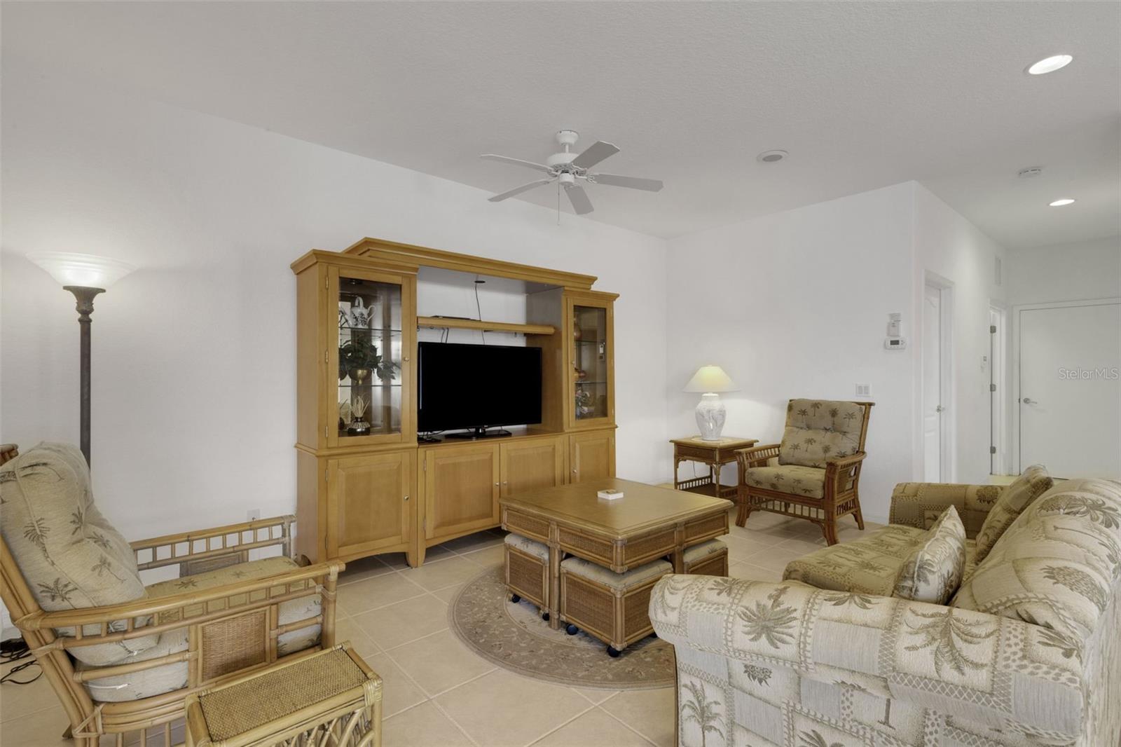 Image 2 of 70 For 8309 Summer Greens Terrace