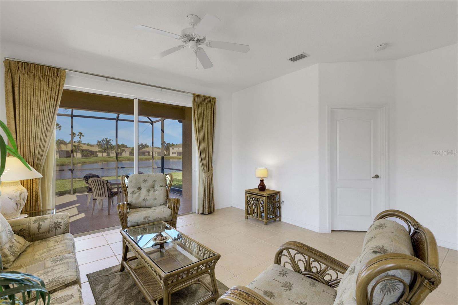 Image 28 of 70 For 8309 Summer Greens Terrace