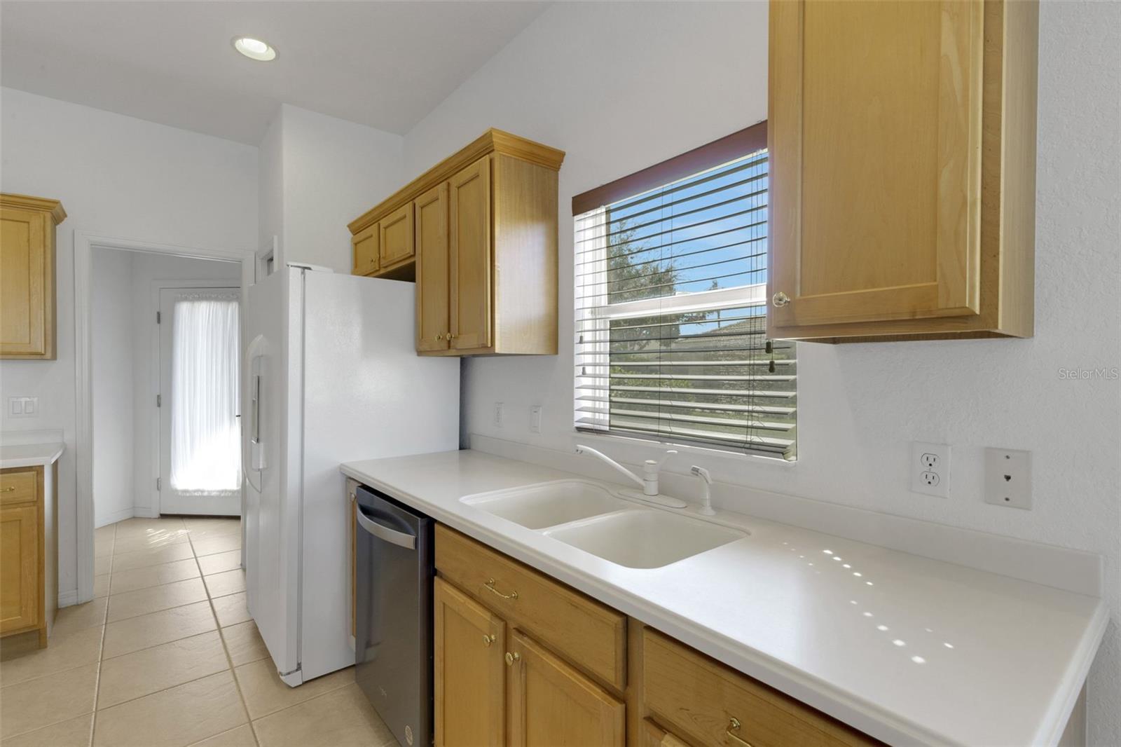 Image 9 of 70 For 8309 Summer Greens Terrace