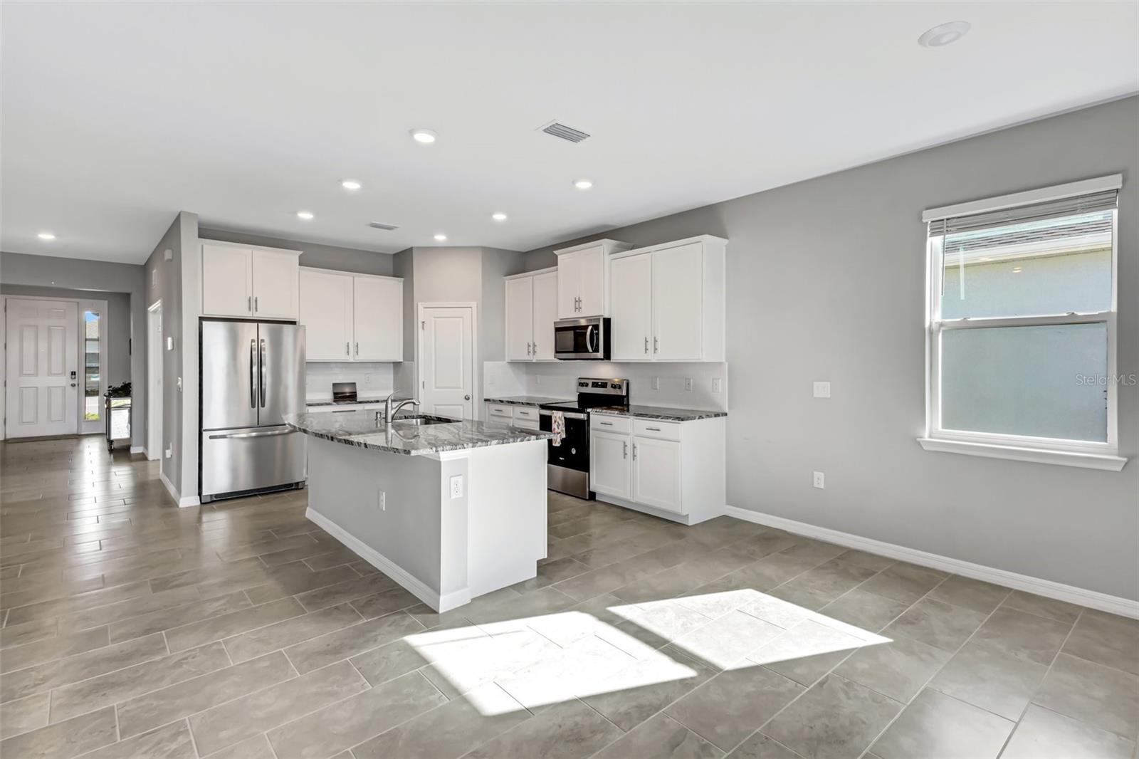 Image 10 of 48 For 5625 Soft Skies Drive