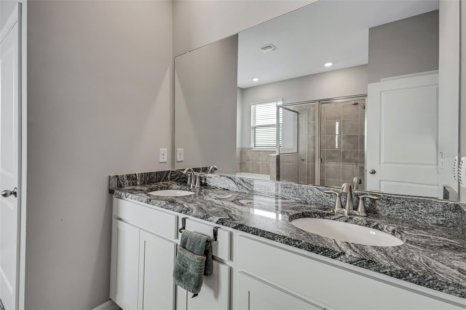 Image 20 of 48 For 5625 Soft Skies Drive