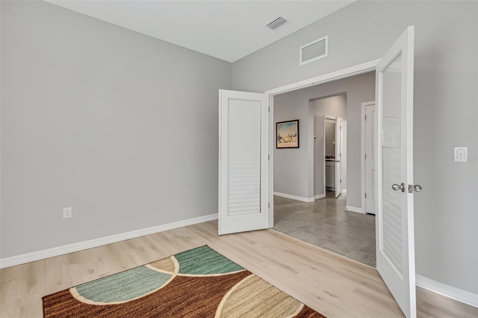 Image 32 of 48 For 5625 Soft Skies Drive