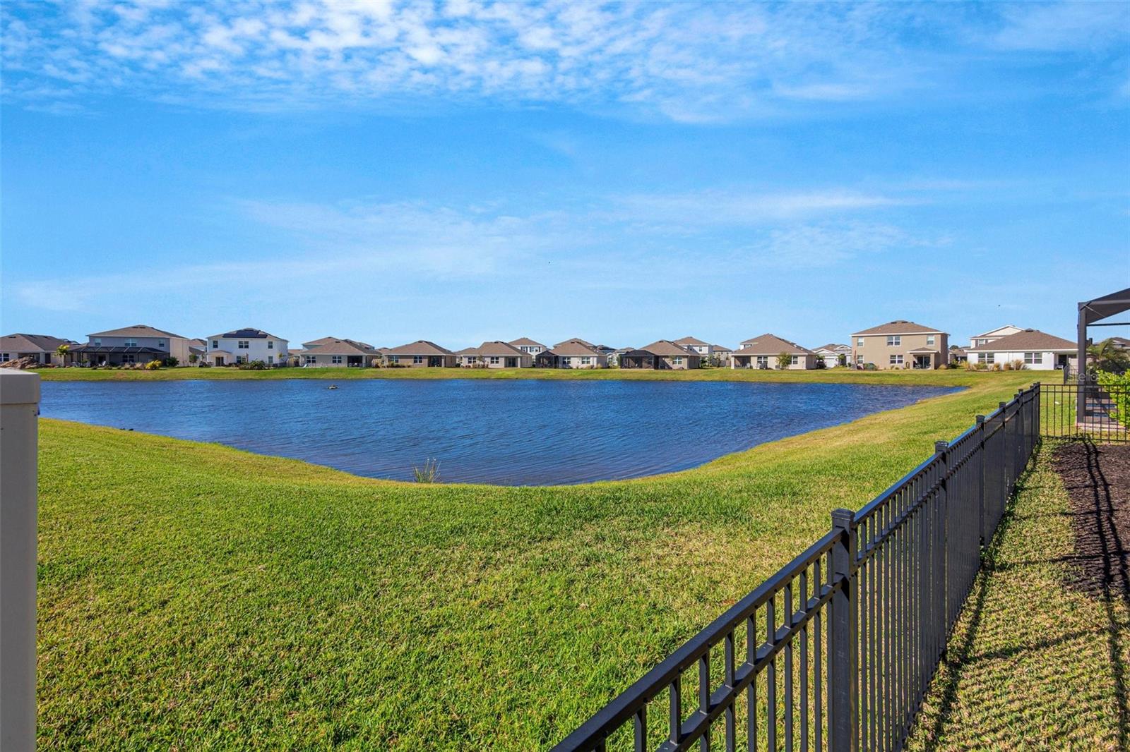 Image 41 of 48 For 5625 Soft Skies Drive