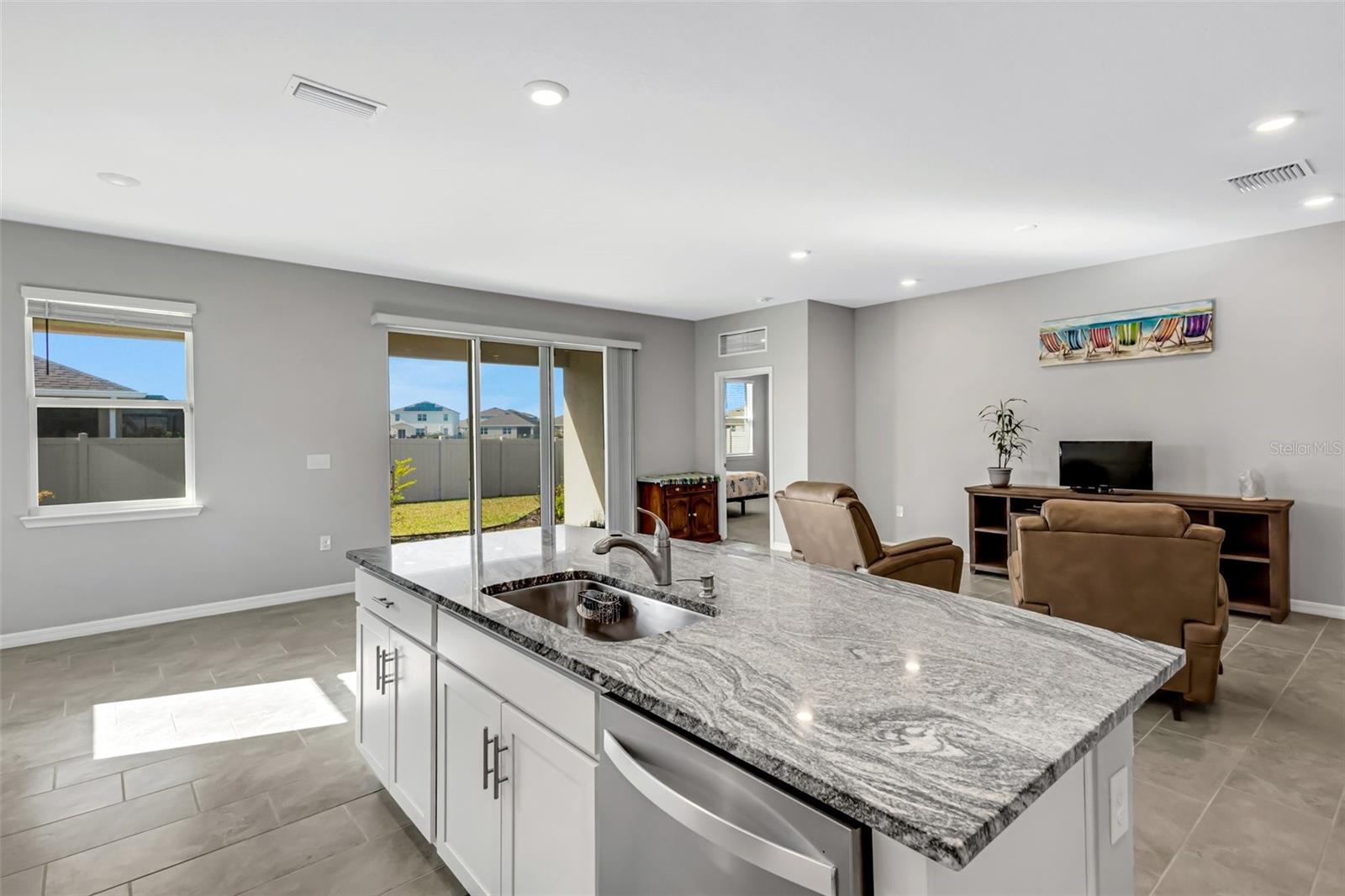 Image 6 of 48 For 5625 Soft Skies Drive