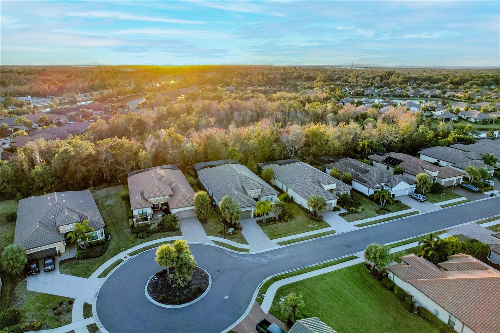 Image 48 of 58 For 9913 Wicker Park Place