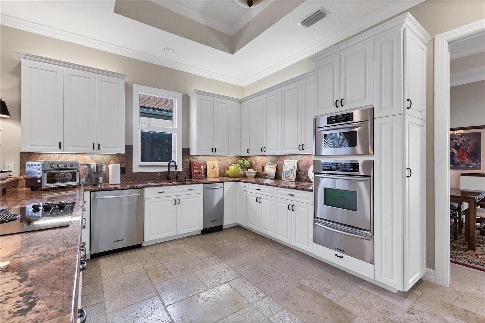 Image 14 of 68 For 7612 Calle Facil