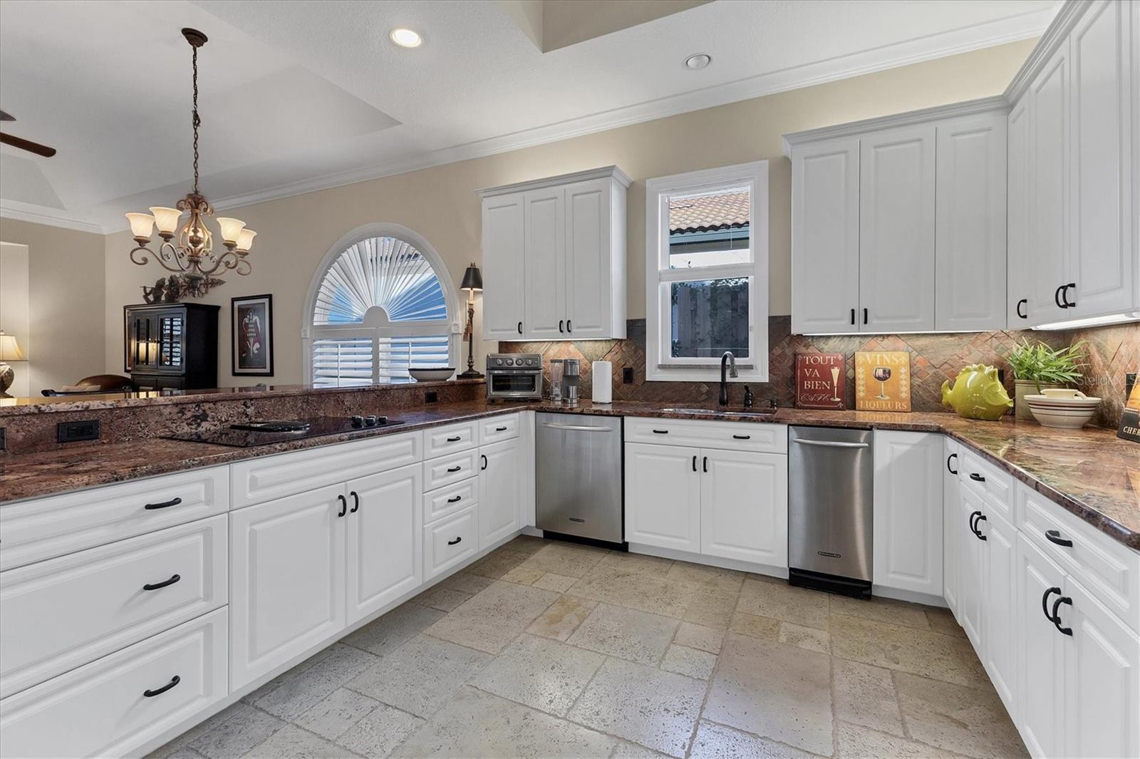 Image 15 of 68 For 7612 Calle Facil