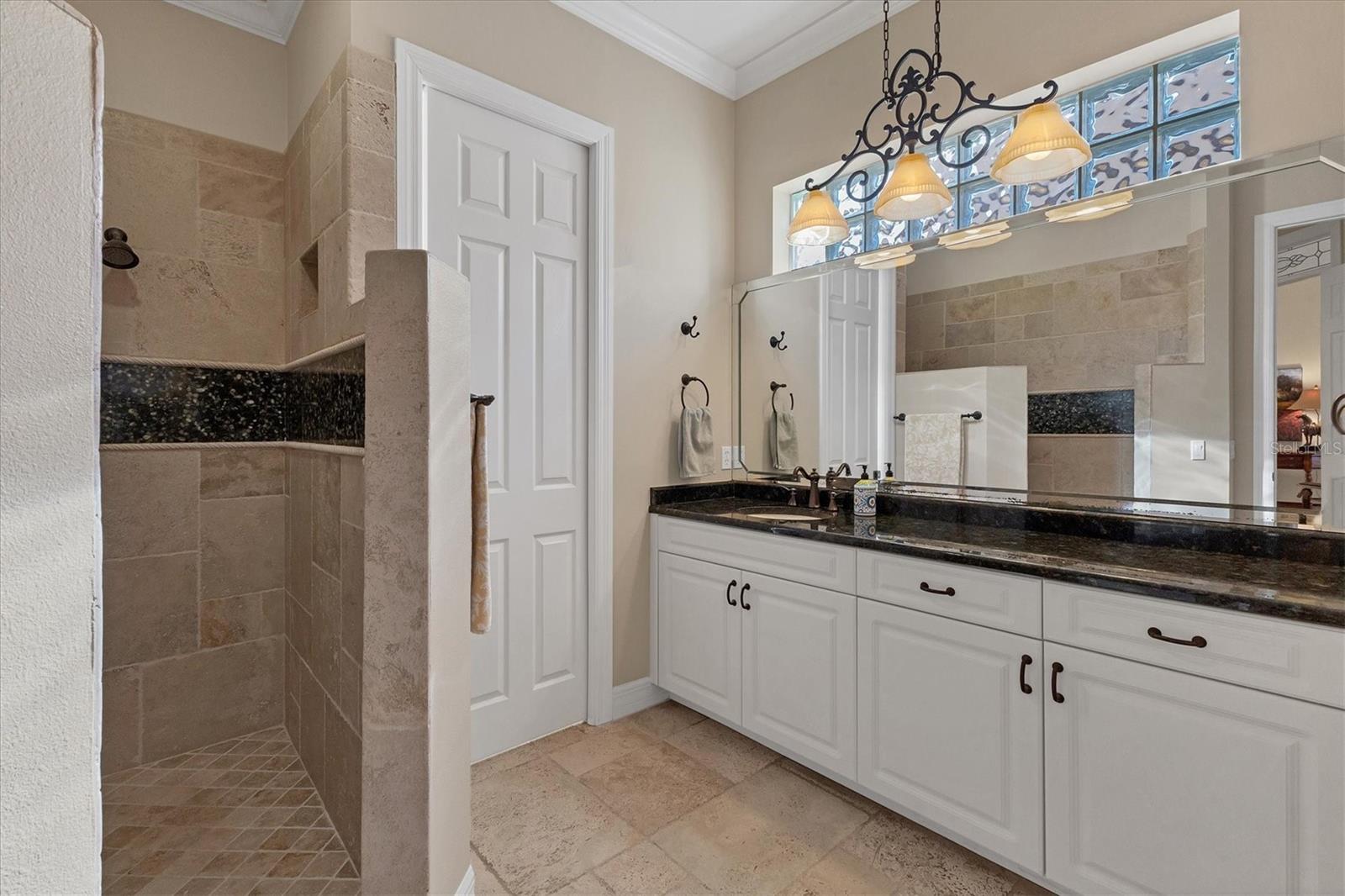 Image 27 of 68 For 7612 Calle Facil