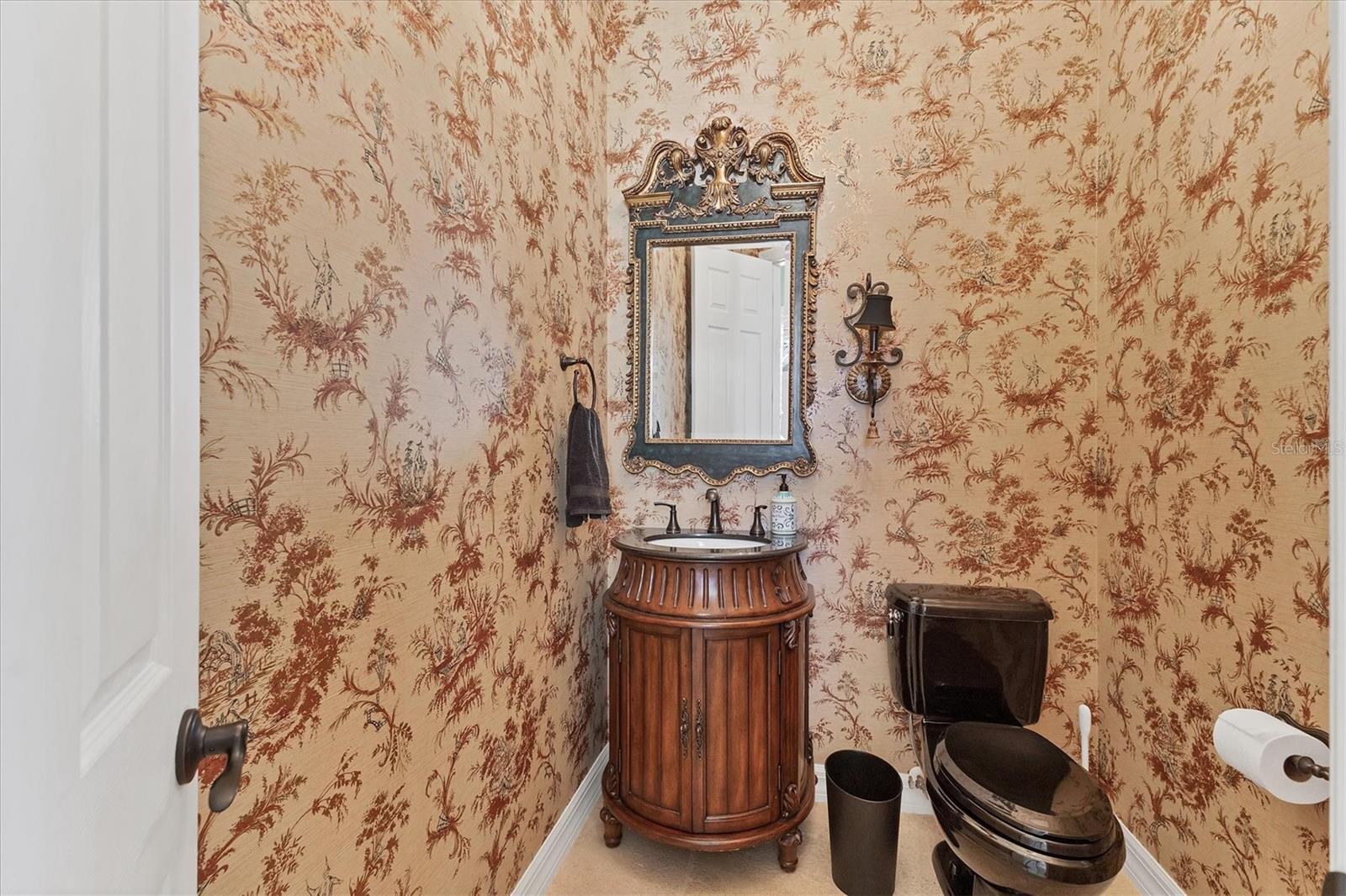 Image 28 of 68 For 7612 Calle Facil