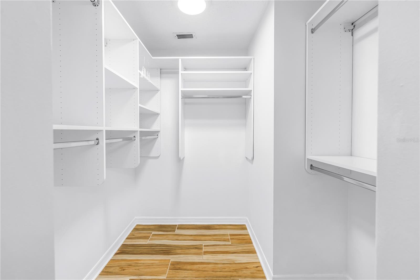 Image 12 of 29 For 8415 Gardens Circle