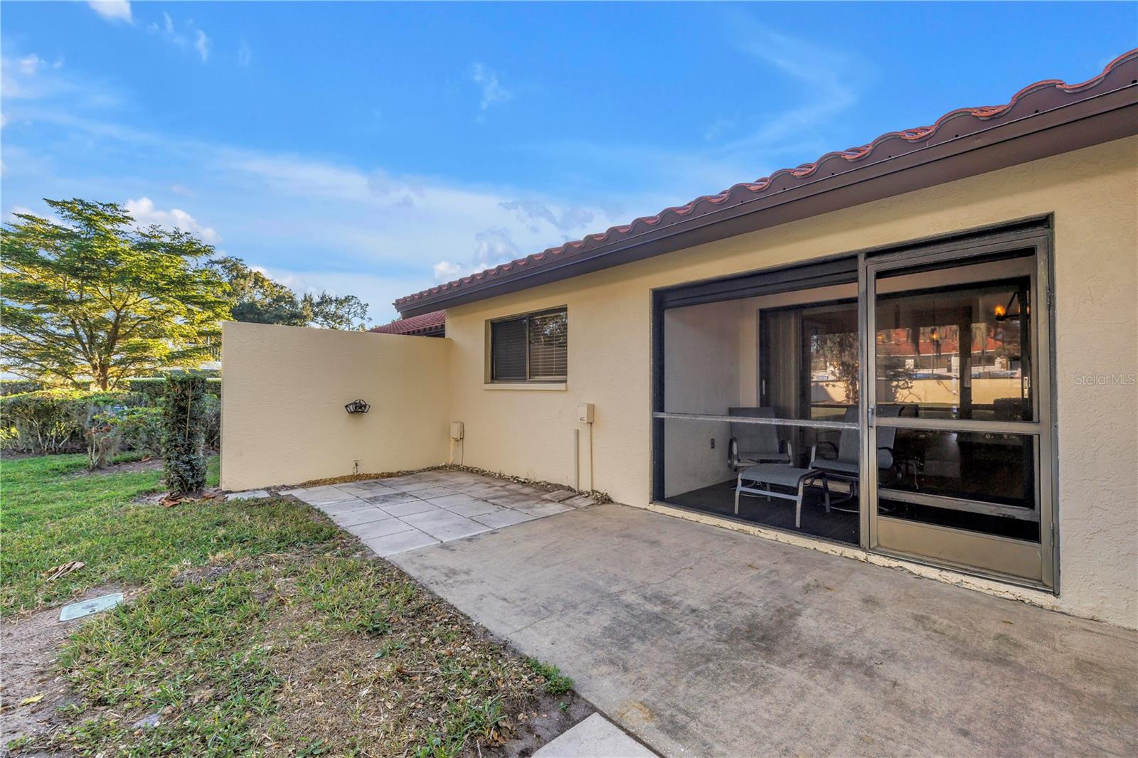 Image 20 of 29 For 8415 Gardens Circle