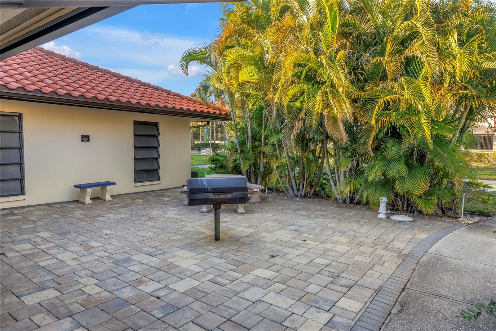 Image 25 of 29 For 8415 Gardens Circle