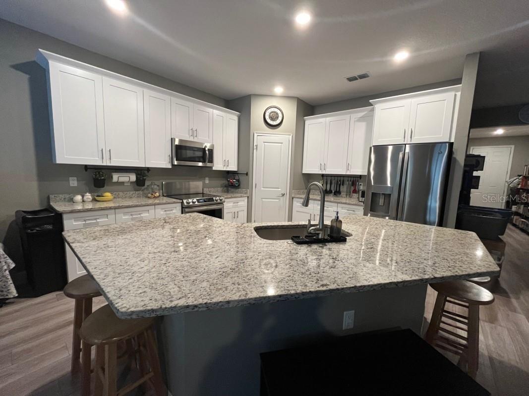 Image 3 of 9 For 120 26th Street