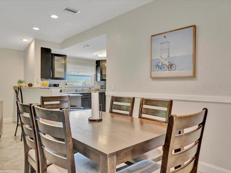 Image 16 of 48 For 2529 Croton Avenue