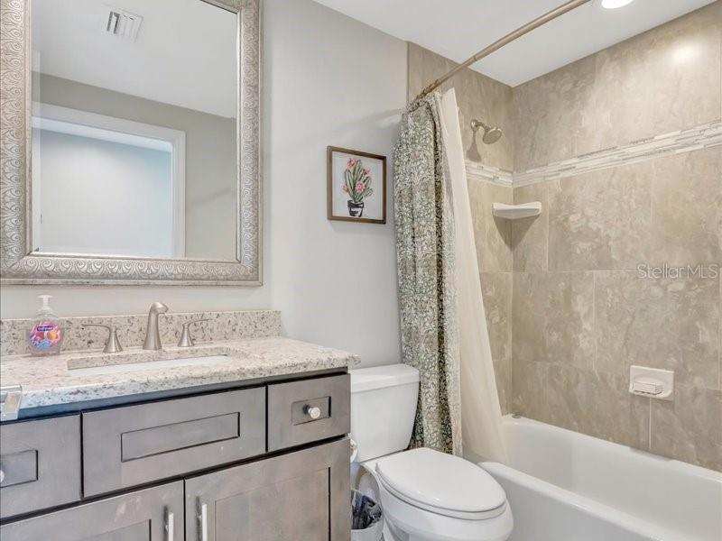 Image 33 of 48 For 2529 Croton Avenue