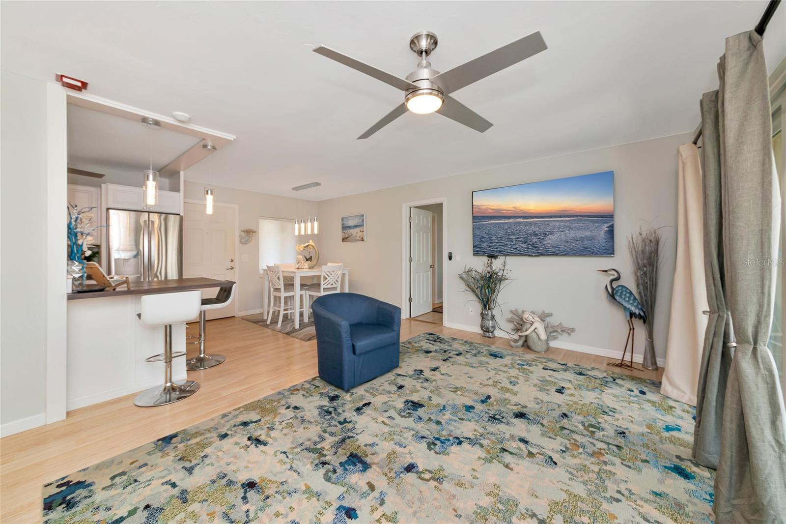 Image 10 of 48 For 3755 School Avenue 44