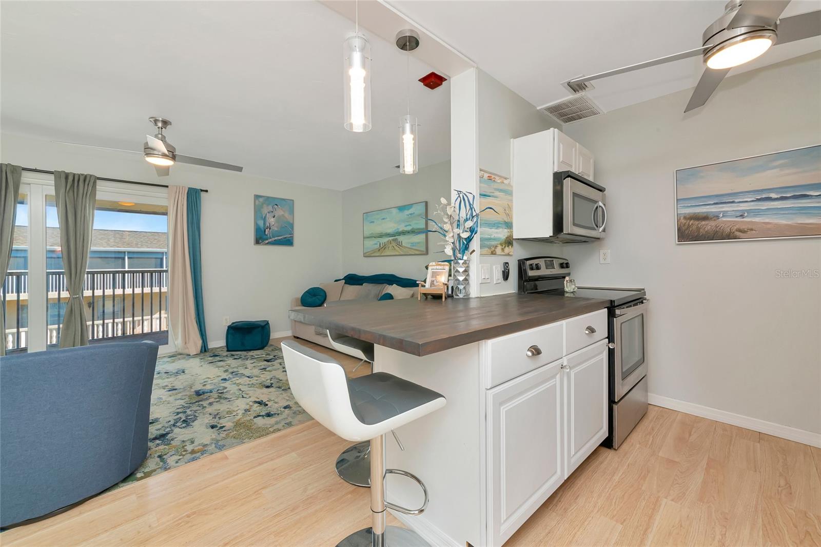 Image 15 of 48 For 3755 School Avenue 44