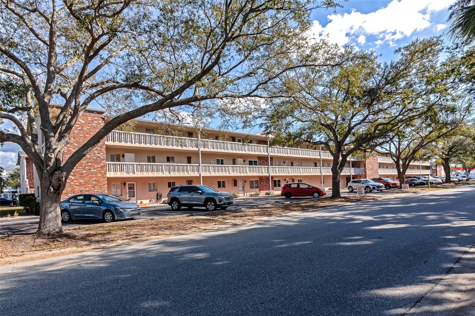 Image 4 of 48 For 3755 School Avenue 44