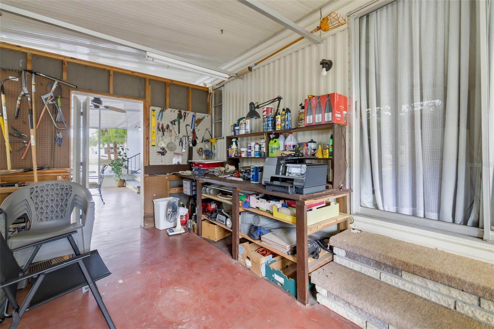 Image 34 of 55 For 5619 Bayshore Road 423