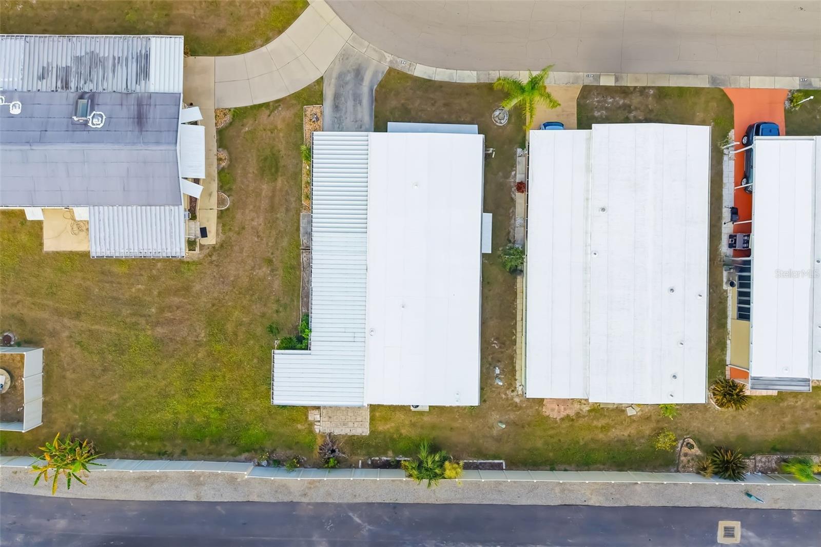 Image 51 of 55 For 5619 Bayshore Road 423