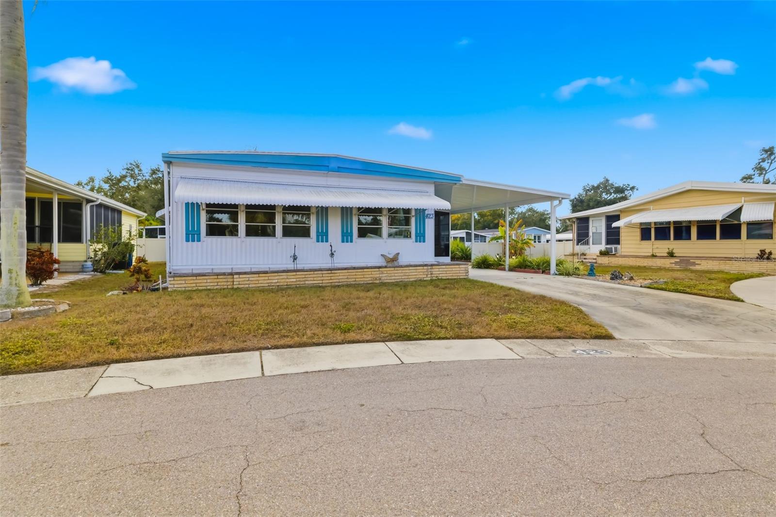 Image 54 of 55 For 5619 Bayshore Road 423