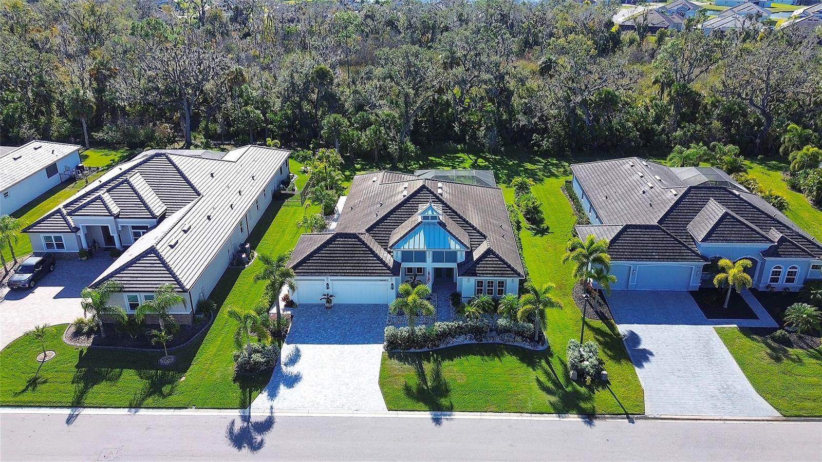 Image 2 of 35 For 15915 42nd Glen E