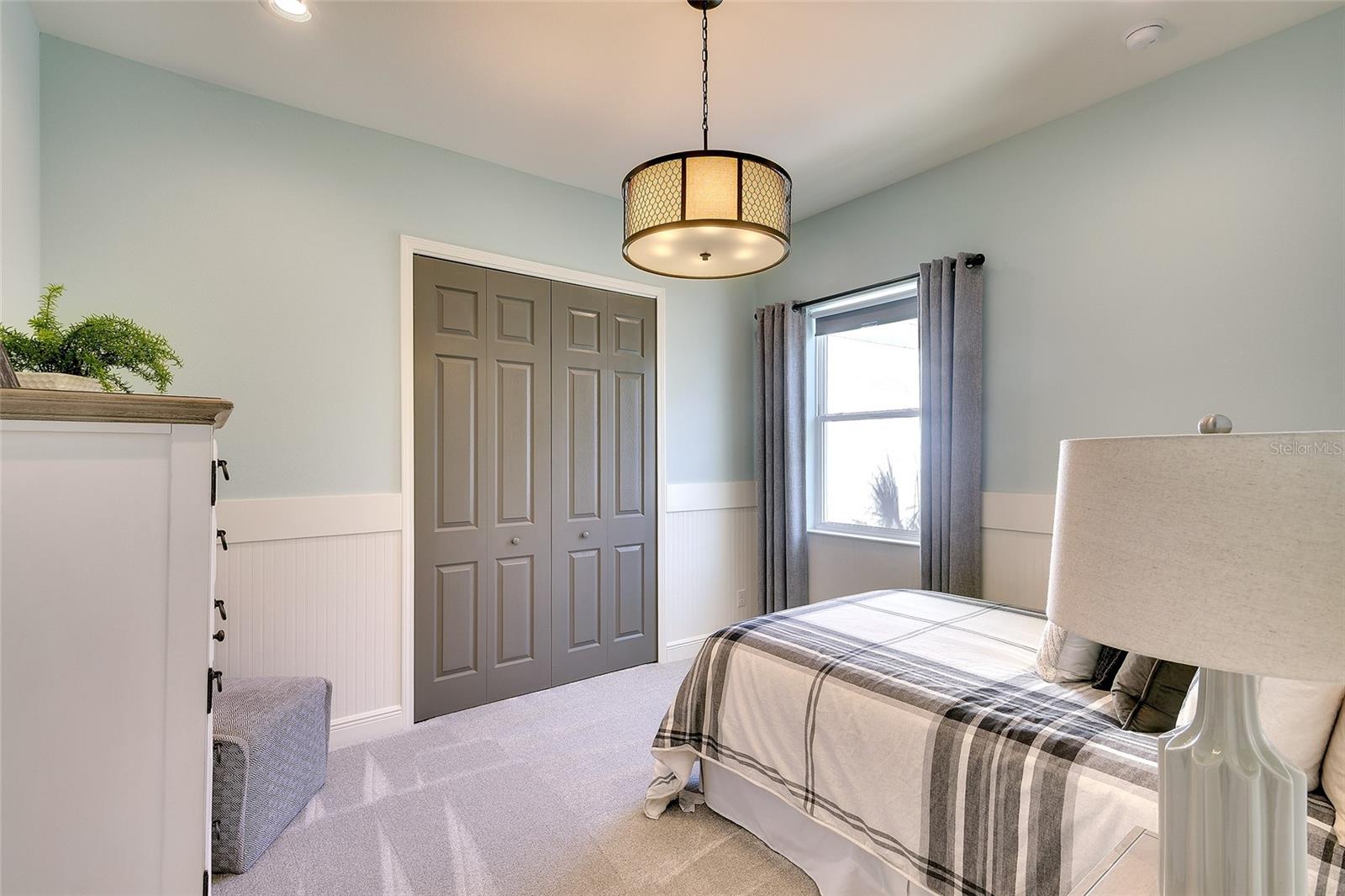 Image 22 of 35 For 15915 42nd Glen E