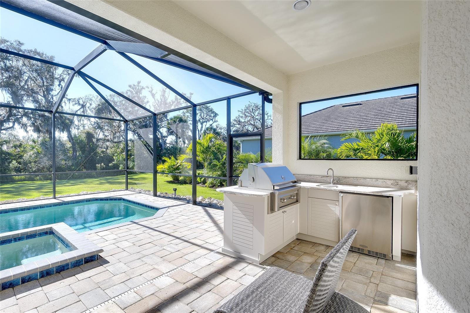 Image 28 of 35 For 15915 42nd Glen E