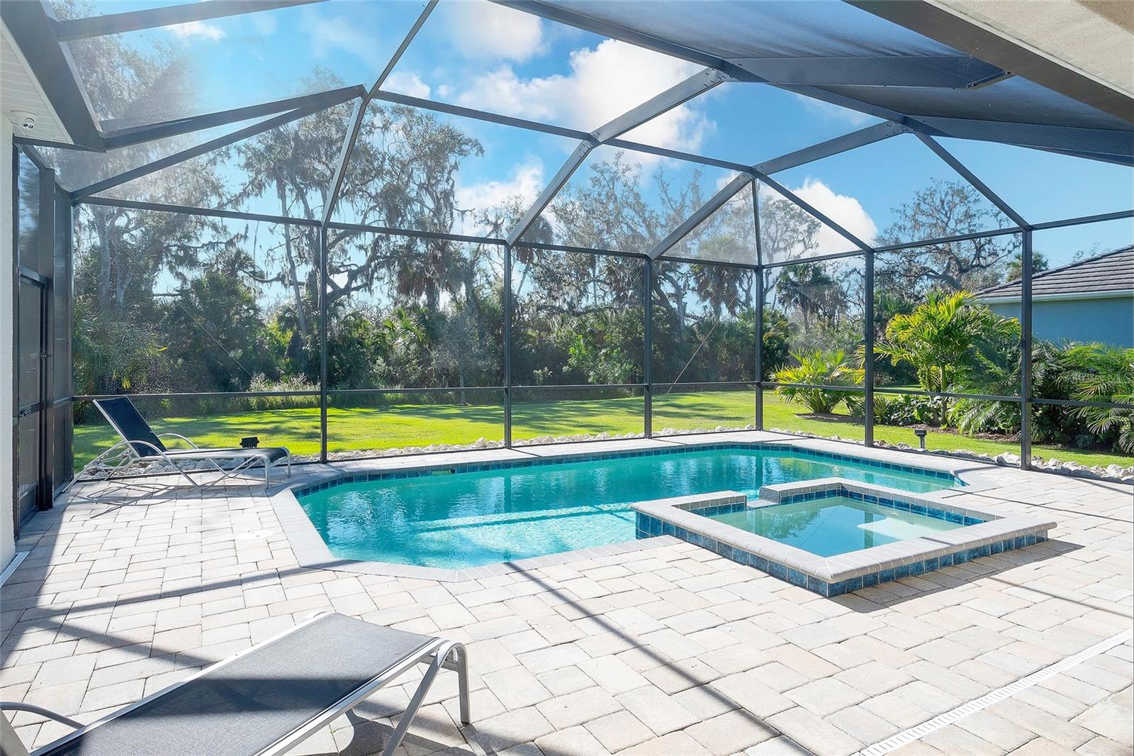 Image 30 of 35 For 15915 42nd Glen E