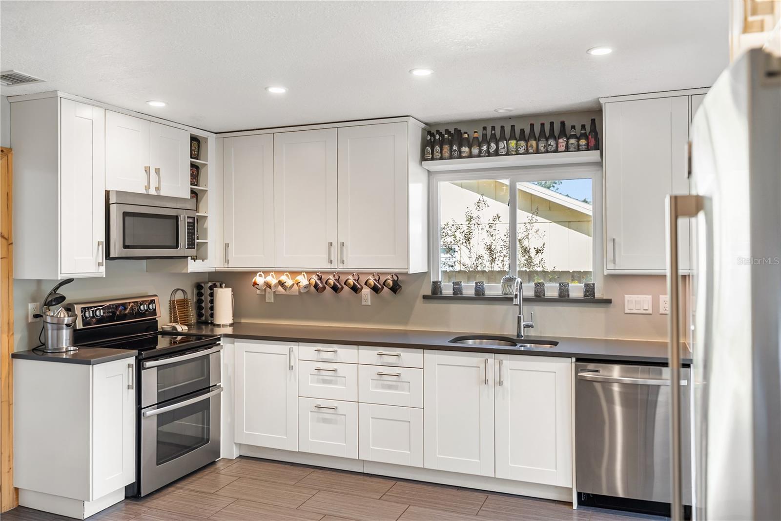 Image 21 of 80 For 5482 Beneva Woods Circle