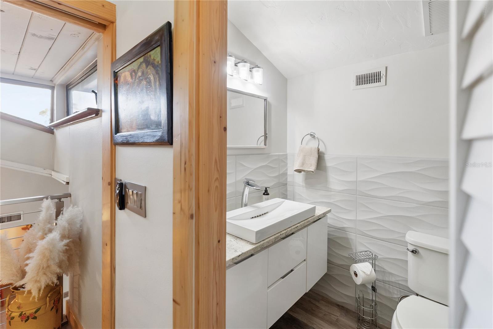 Image 50 of 80 For 5482 Beneva Woods Circle