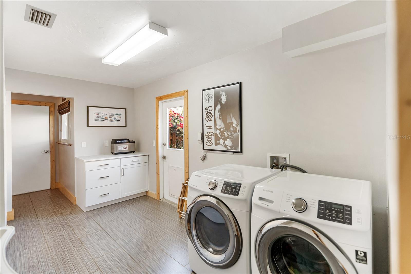 Image 54 of 80 For 5482 Beneva Woods Circle