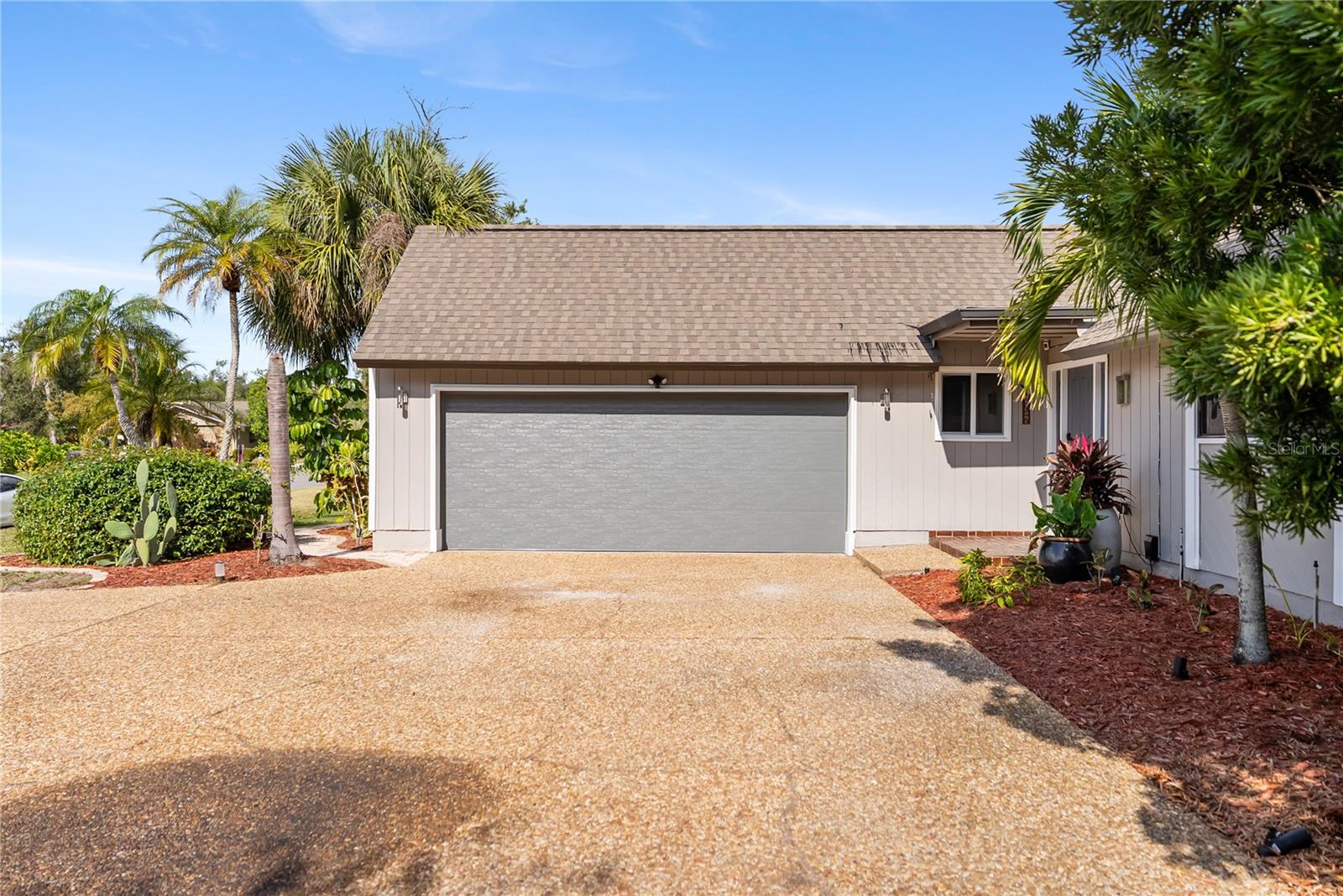 Image 73 of 80 For 5482 Beneva Woods Circle