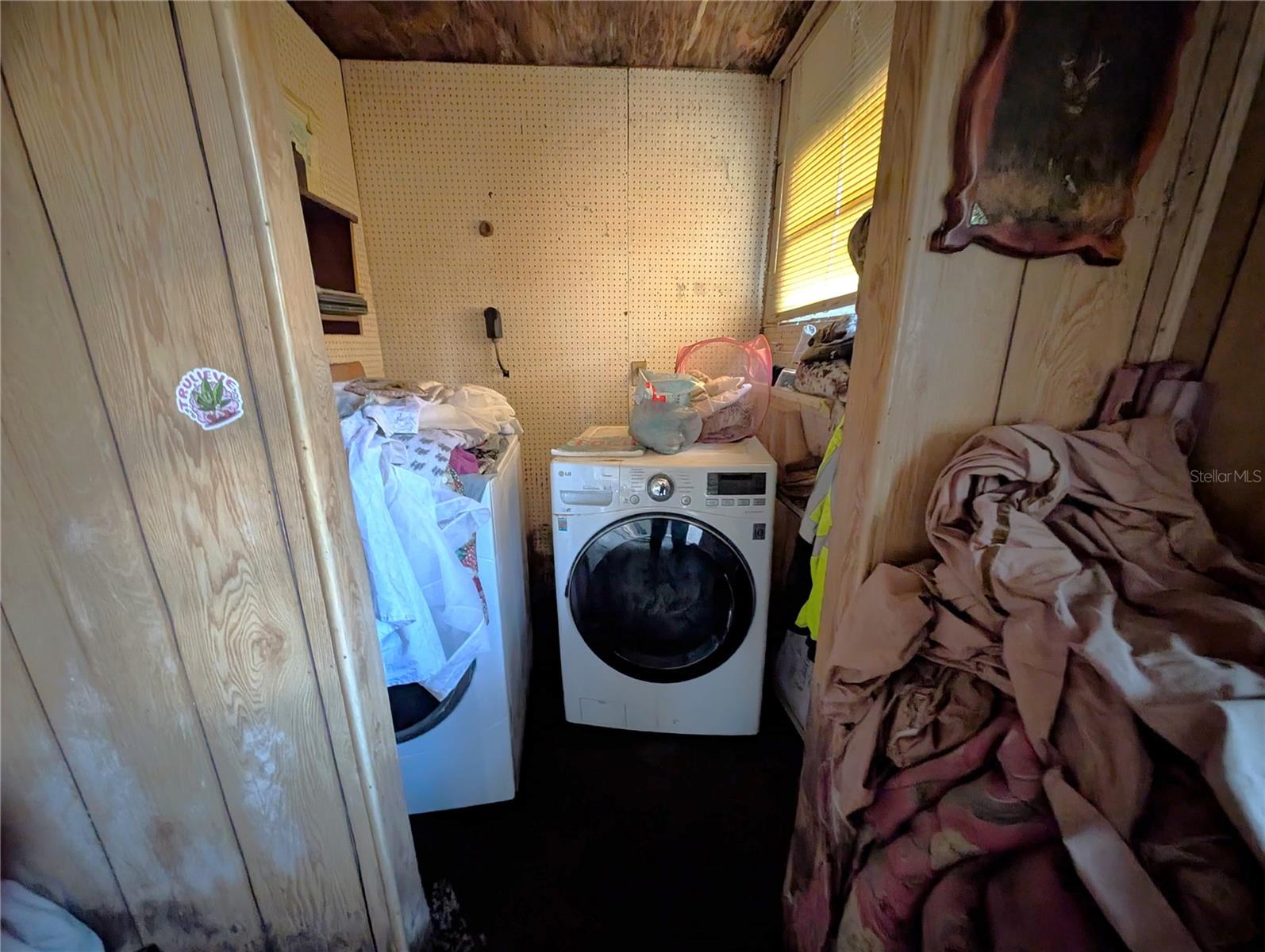 Image 19 of 55 For 2516 Hebb Road