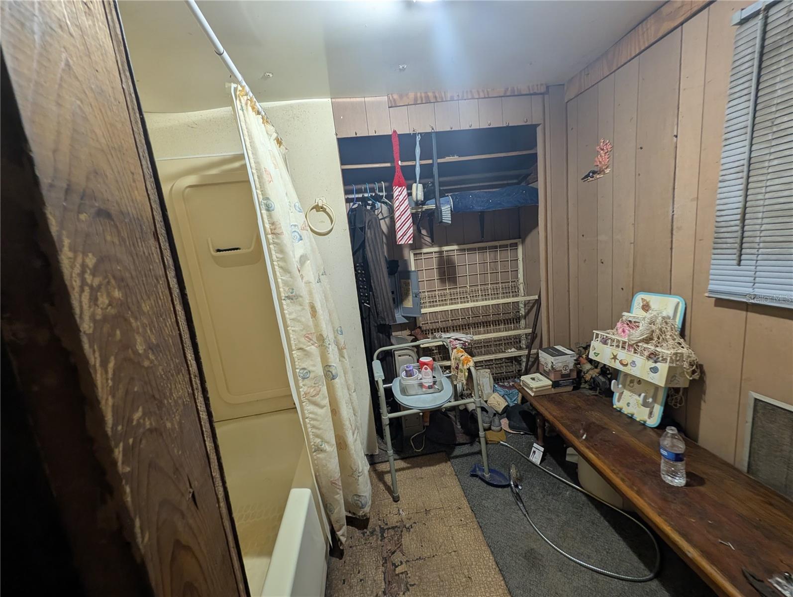 Image 2 of 55 For 2516 Hebb Road