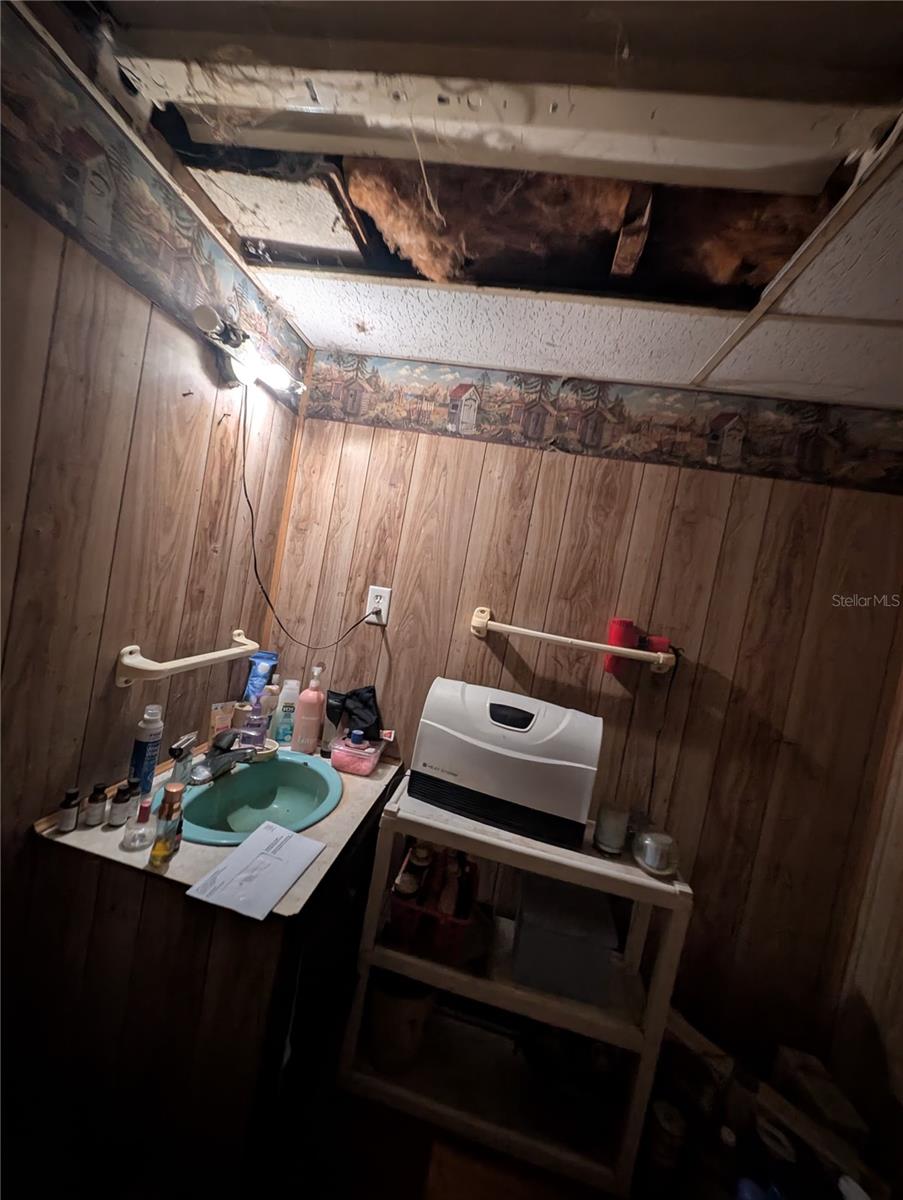 Image 7 of 55 For 2516 Hebb Road