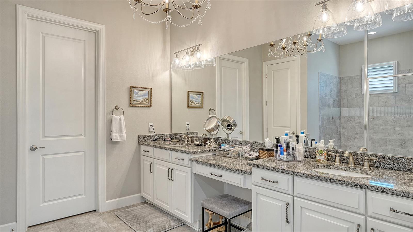 Image 20 of 72 For 8713 Mangilli Road