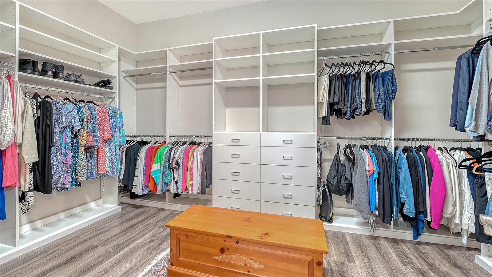 Image 22 of 72 For 8713 Mangilli Road