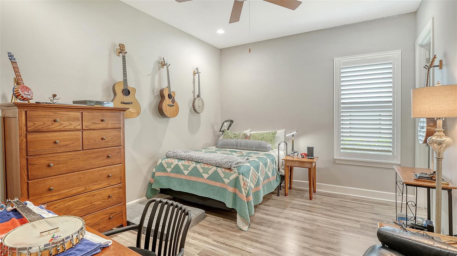 Image 23 of 72 For 8713 Mangilli Road