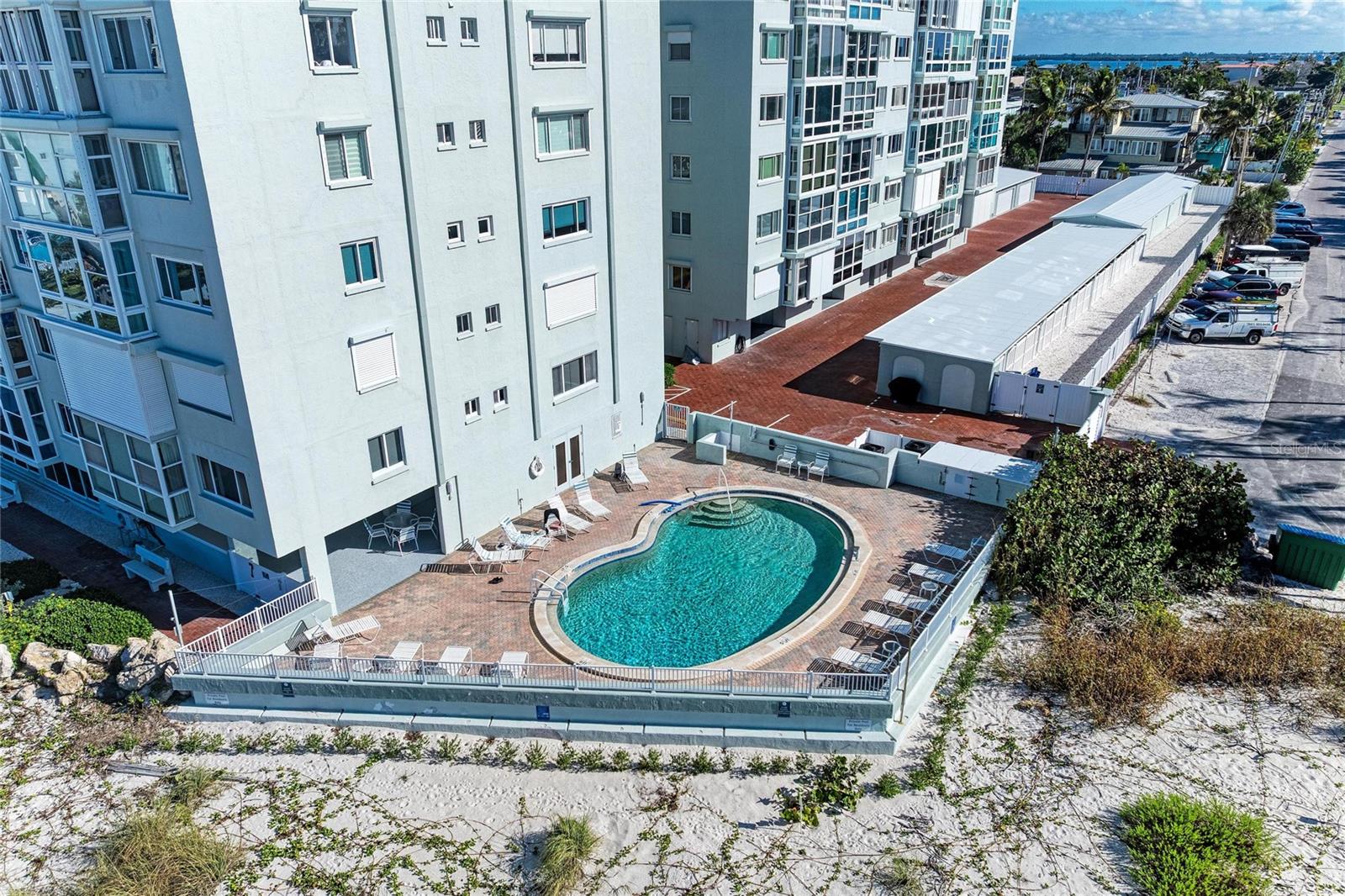 Image 5 of 56 For 5200 Gulf Drive 302