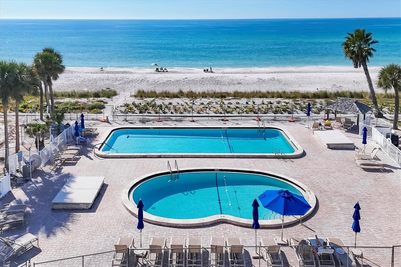 Image 5 of 58 For 4805 Gulf Of Mexico Drive 103