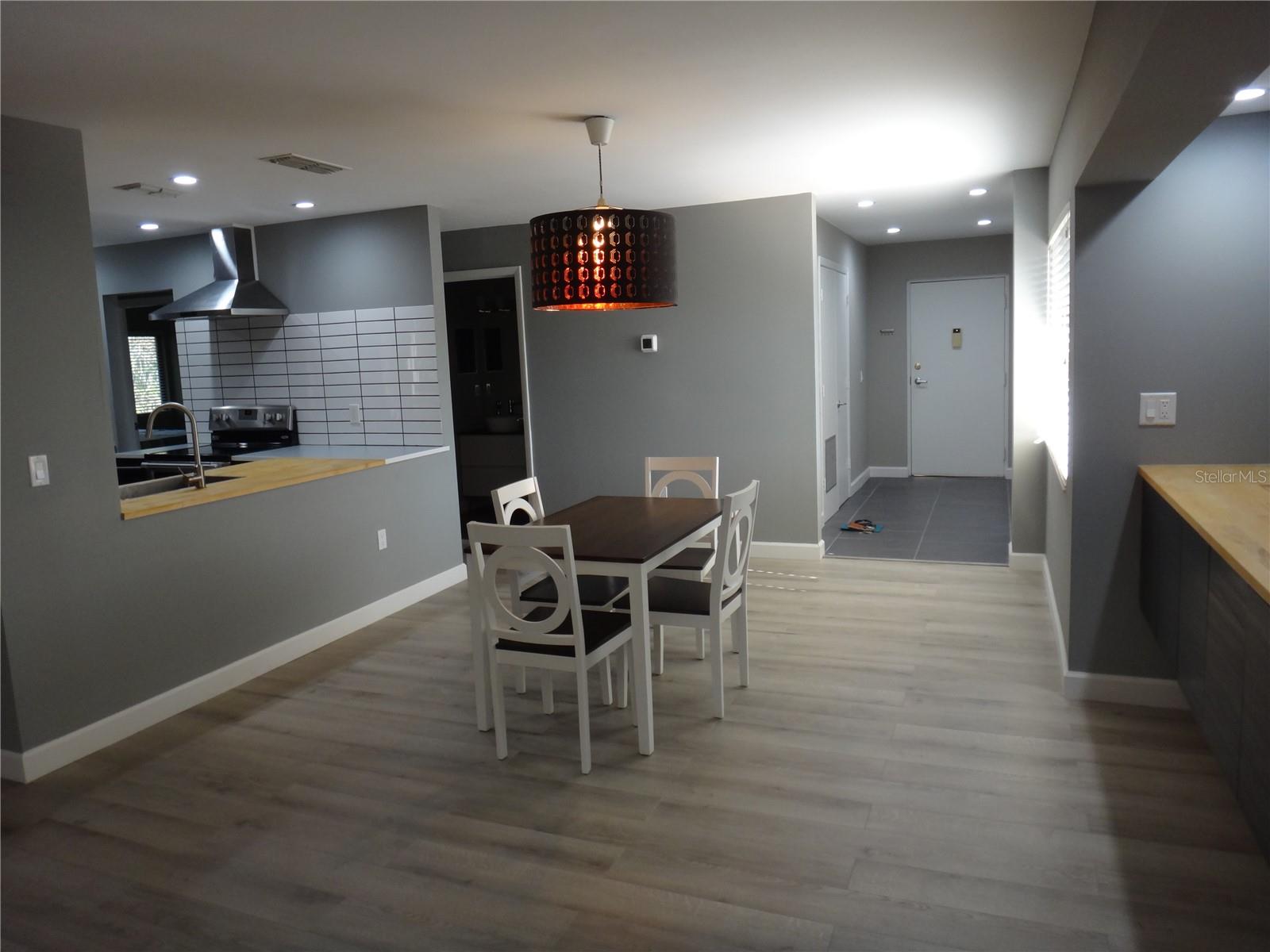 Image 11 of 15 For 2746 Orchid Oaks Drive 301aza